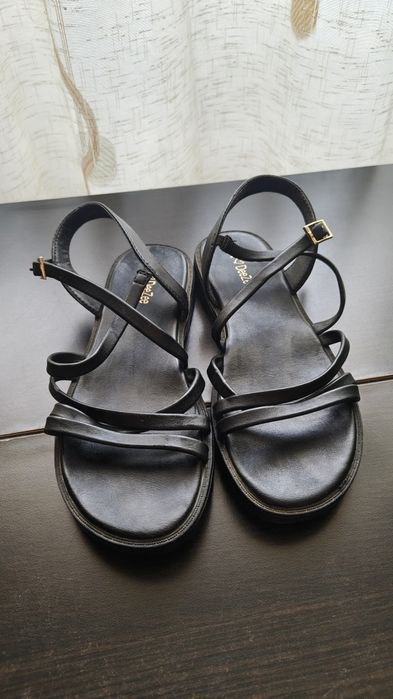 Sandale de vară elegante