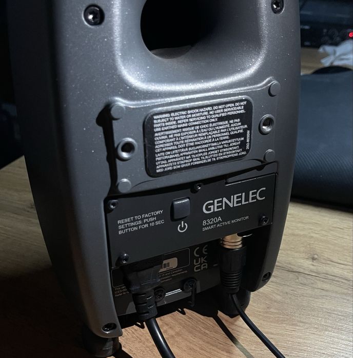 Студийные мониторы Genelec 8320A (пара)