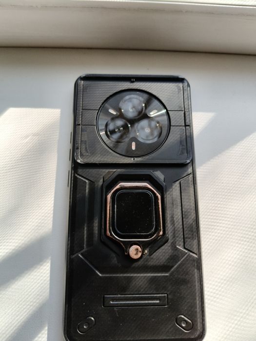 Продам Realme 14 pro