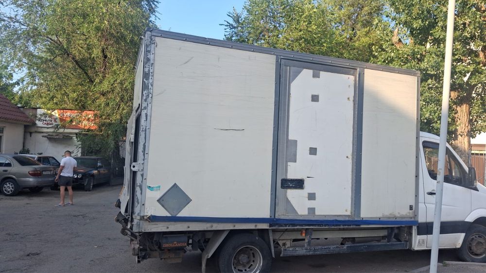 Будка от Mersedes Sprinter