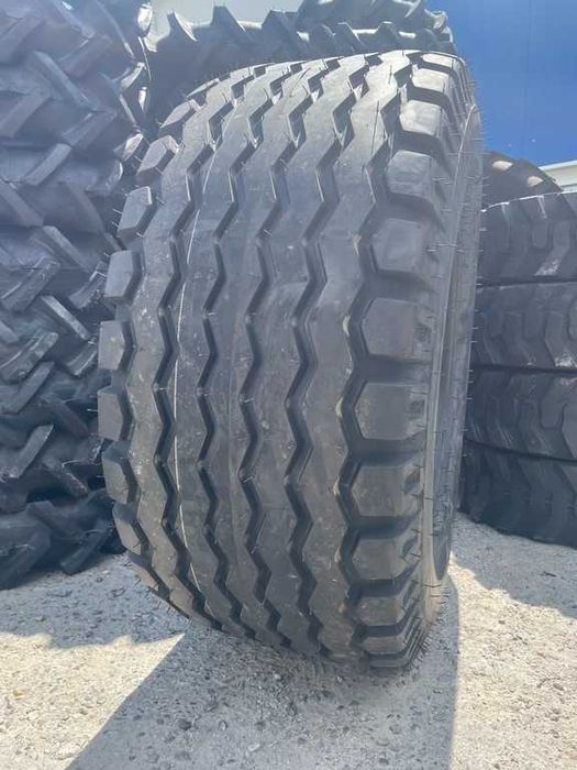 Anvelope noi 15.0/70-18 BKT 12PR Cauciucuri de remorca cu garantie