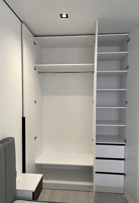 Платяной шкаф гардероб