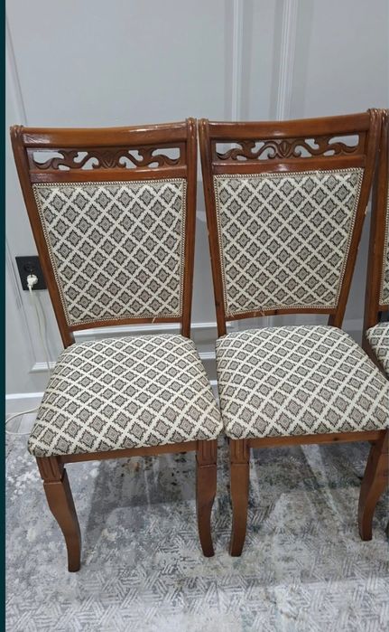 Продаются стулья б/у в отличном состоянии