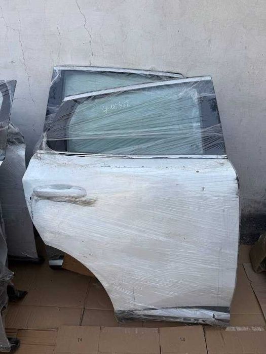 Дверь белый б/у оригинал Чанган Цс55+