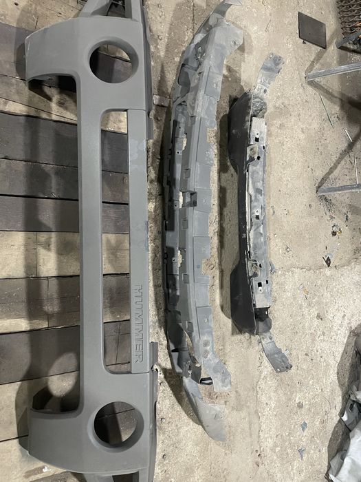 Бампер Hummer H3 оригинал с усилителем