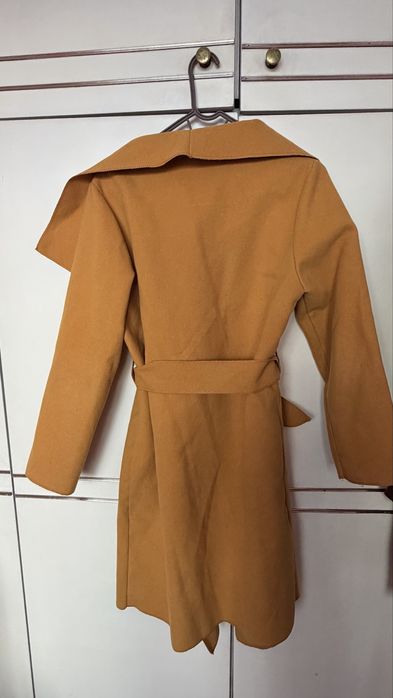 Палта на символични цени!