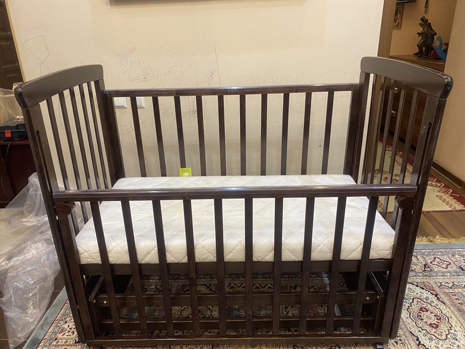 Продам детскую кровать