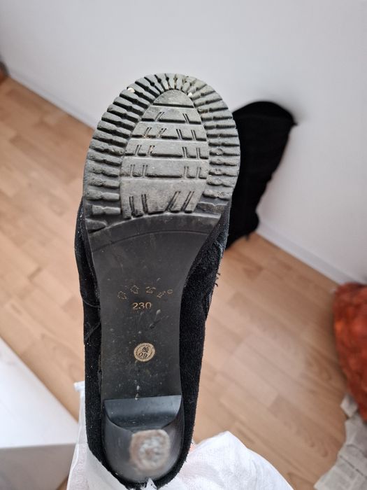 Замшеевые сапоги