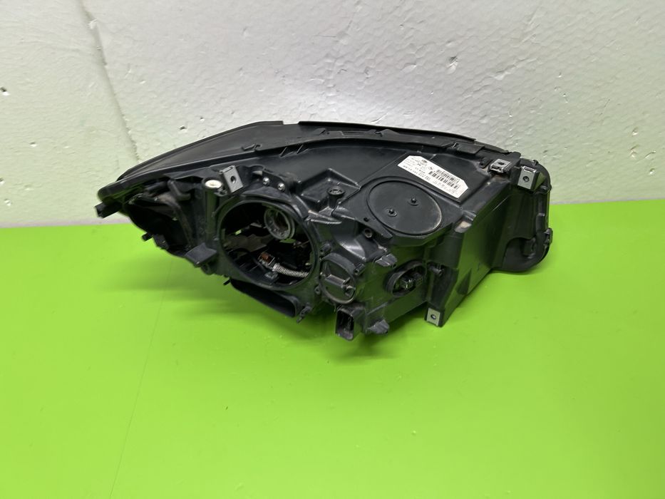 Far faruri bmw F10 F11 bi xenon stanga 2009-2013