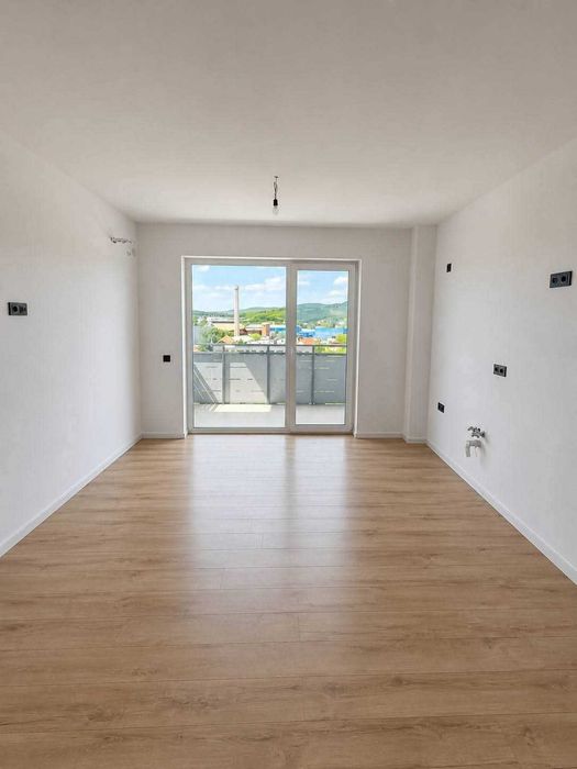 Apartament bloc nou, de vanzare