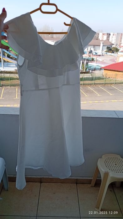 Детска рокля с коланче