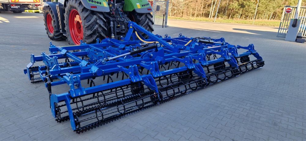 Combinator , cultivator ,compactor Agripol 5 m Botosani • OLX.ro