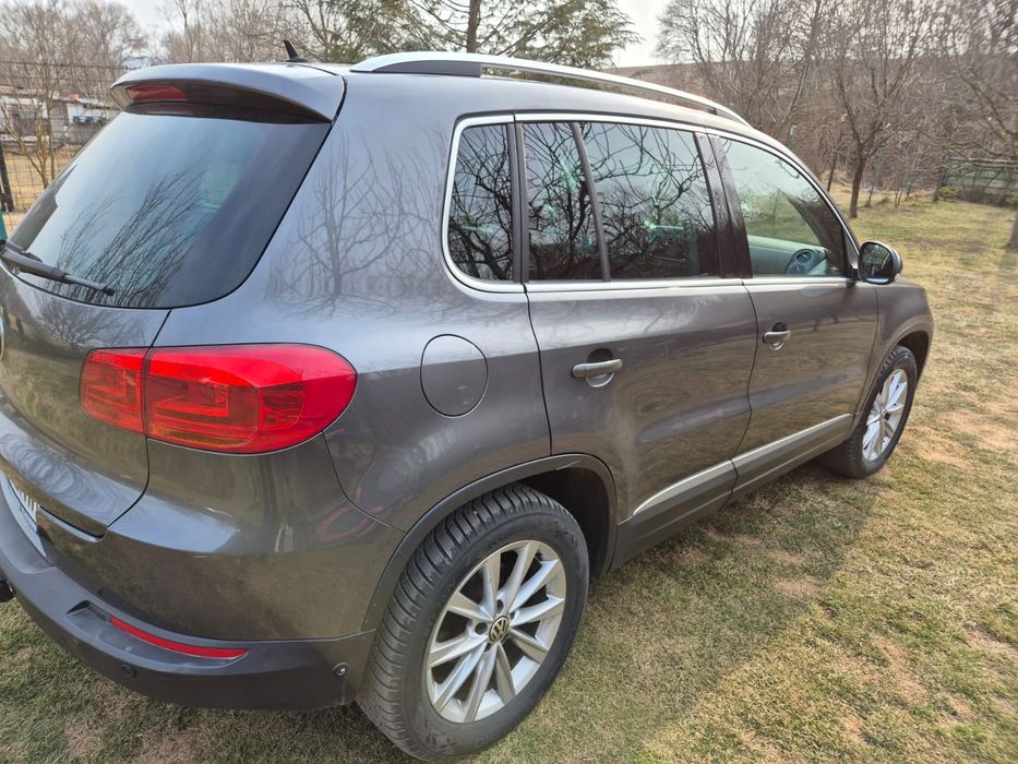 Vând Tiguan 2012