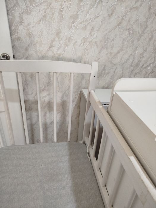 Кроватка детская с матрасом б/у