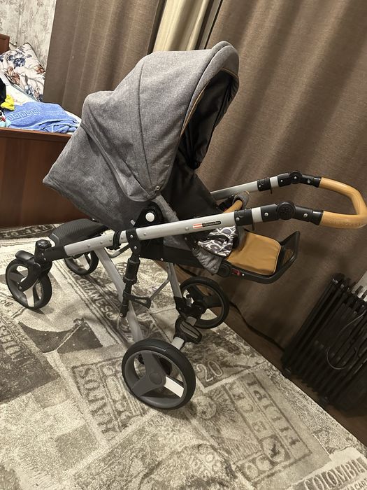 Продам коляску зима лето