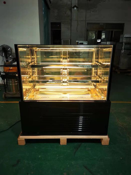 Vitrina frigorifica pentru prajituri/ sandwich
