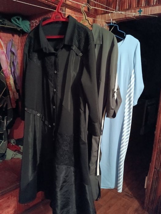 Продам 3 платья не дорого .