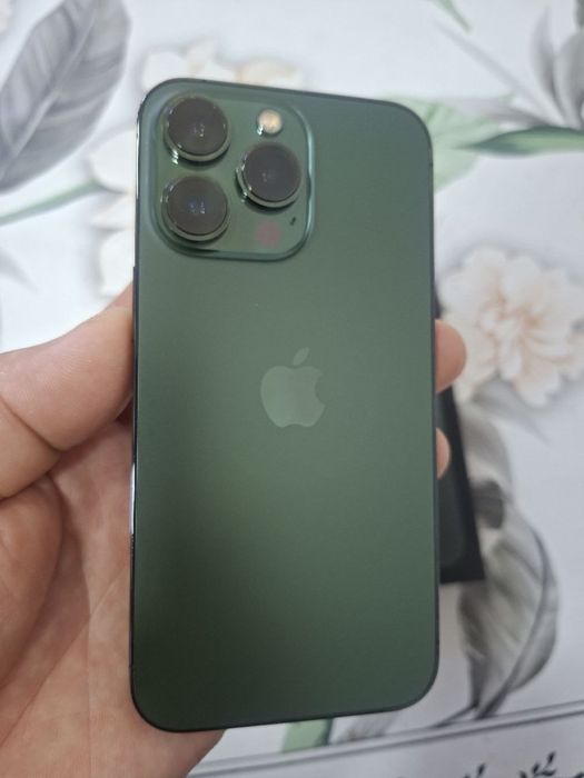 iPhone 13 Pro  Green