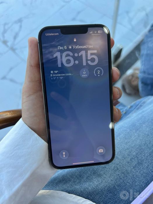 Iphone 13 pro sotiladi holati ideal qiz bola ishlatgan