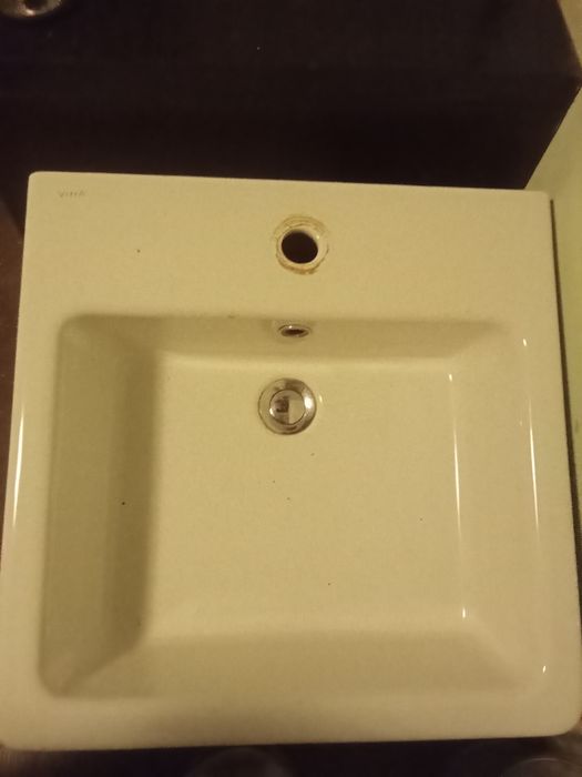 Продам Раковину б/у