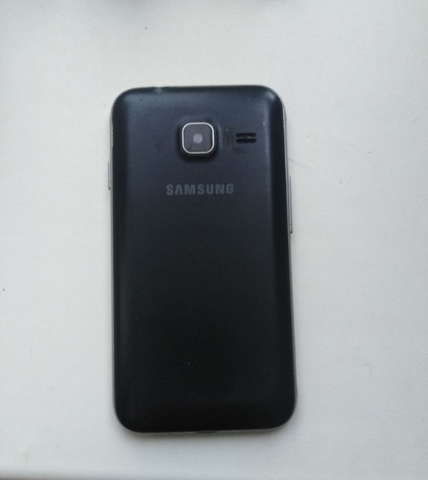 Samsung  j1 mini