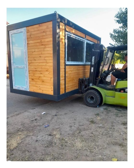 Vand containere modulare cu vitrina