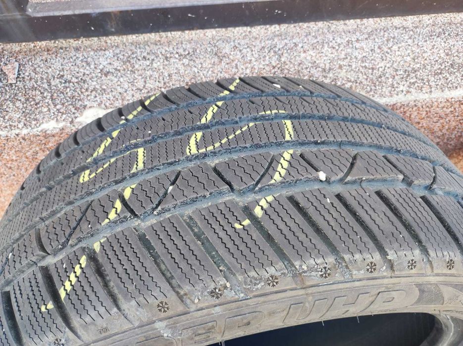 Set 4 Anvelope Iarnă 245/45 R18 Leao Winter Defender – DOT 2023, Profil 7-8mm