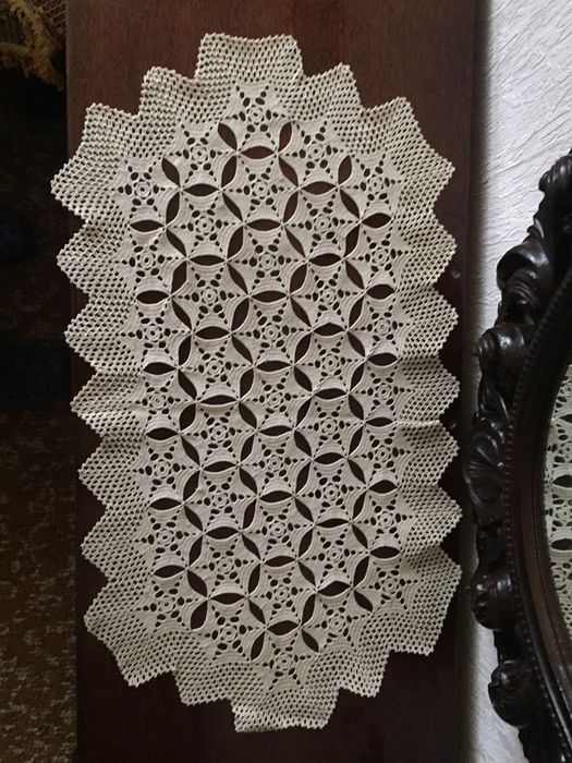 Карета, на една кука