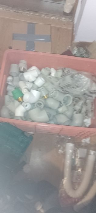 Piese instalații sanitare