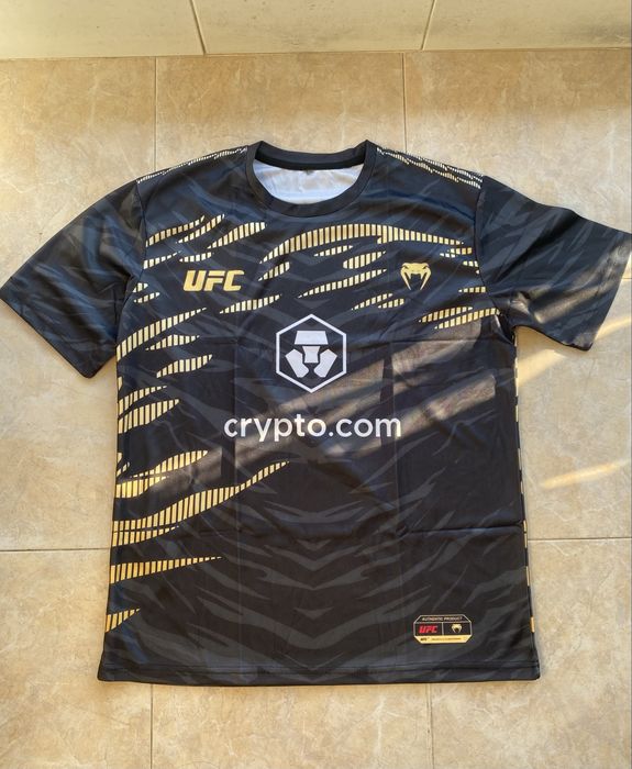 Спортна екипировка тип тениски UFC L,XL,XXL