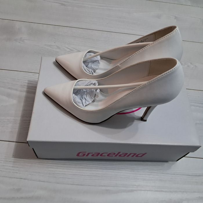 Pantofi stiletto masura 36