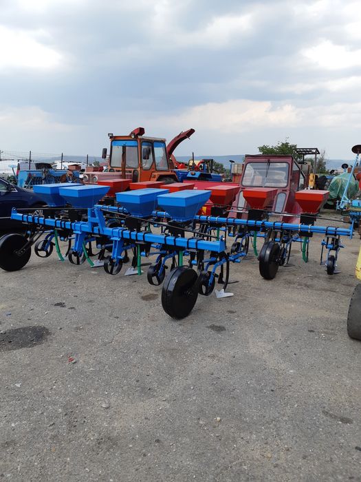 Piese Prasitoare / Cultivator 3 , 5 , 7 sectii cu fertilizare Mecanica Ceahlau Piatra Neamt