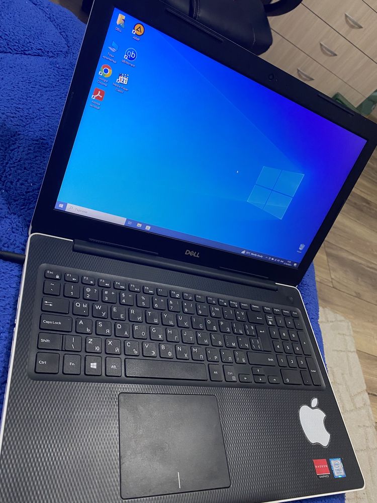 Продавам Dell Inspiron 15 3000 гр Белослав • Olxbg 7783