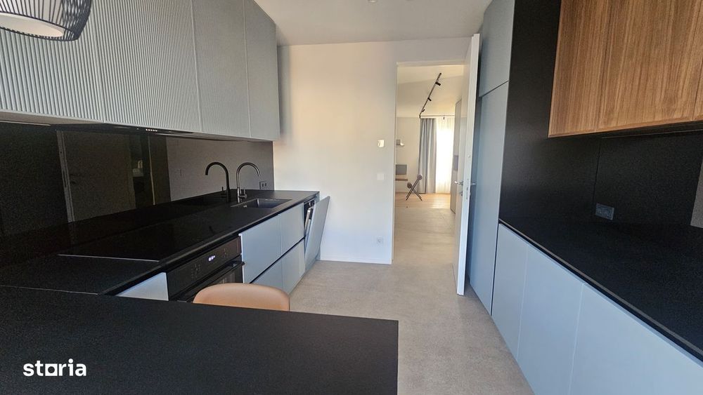 Romana, imobil nou, 5 stele, impecabil, pentru pretentiosi.