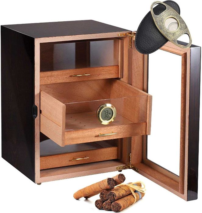 Малък кедров кабинет за до 150 пури със хидрометър и овлажнител
