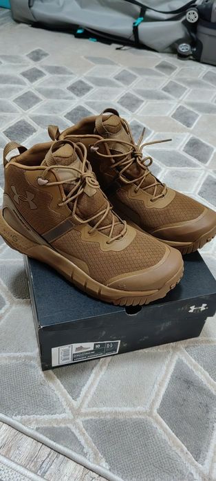 Under armour   44   28см  кафеви