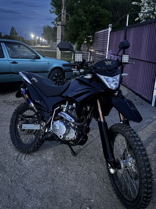 Продам тур эндуро yaqi 250-4