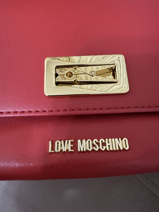 Дамска чанта love moschino