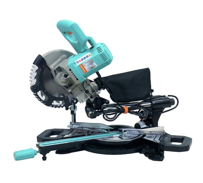 Торцовочная пила Sturm! MS55210S