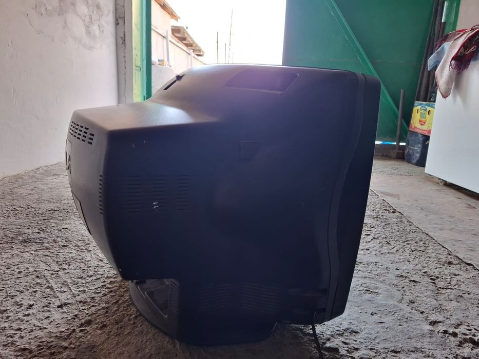 Продам телевизор