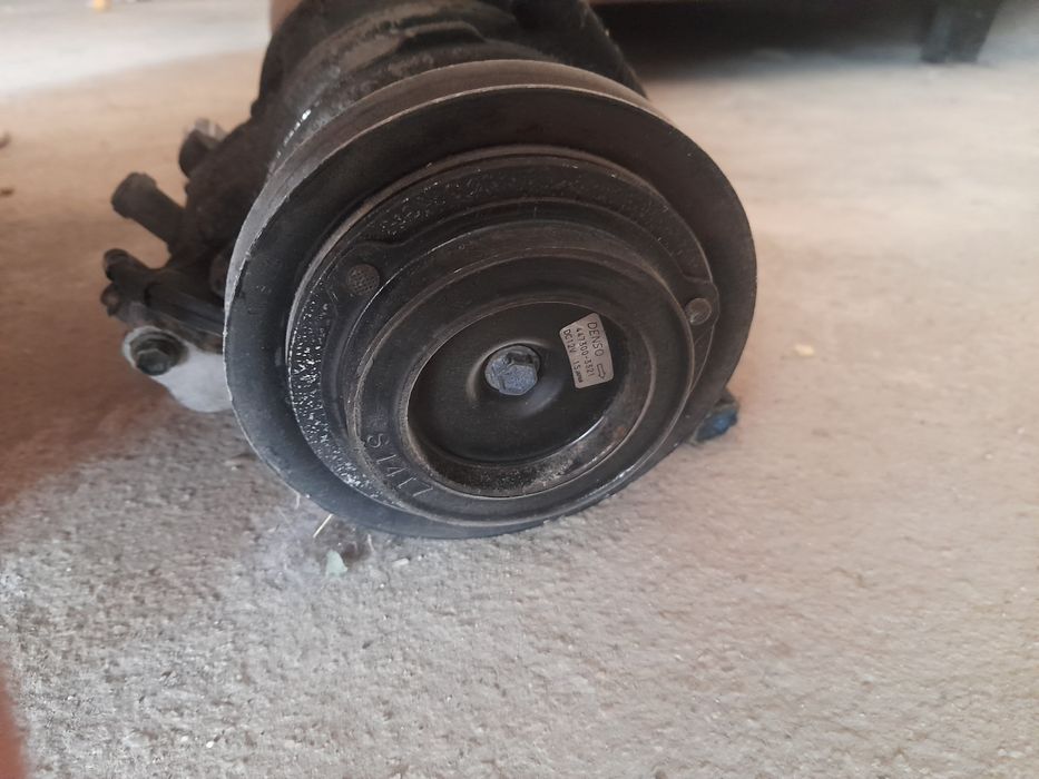 Компрессор кондиционера на 1KZ