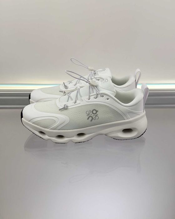 Adidasi Loewe X ON Premium