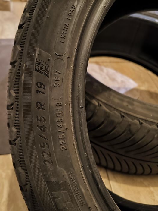 Комплект 4 бр. зимни гуми Michelin Pilot Alpin 5 225/45 R19 (DOT 2022)