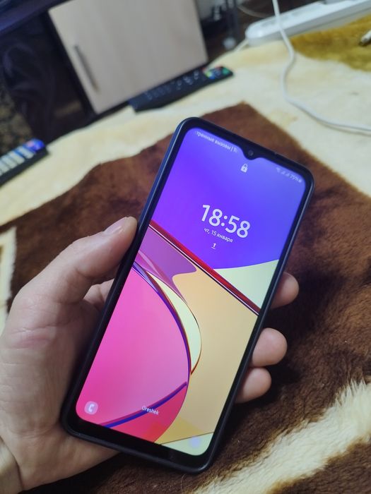 Продам Samsung A12 32гб