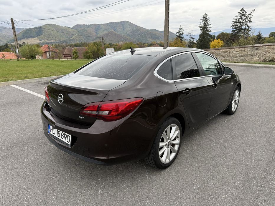 OPEL Astra 2014 — imagine 4