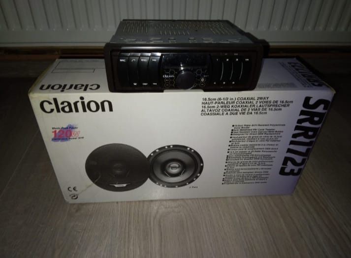 Mp3 Auto Clarion + Boxe