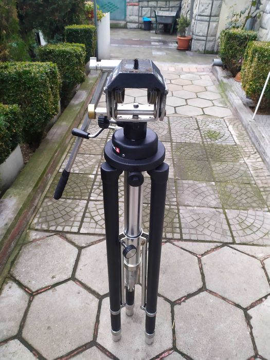 Профи тежкотоварен фото- видео статив QuickSet гр. Асеновград • OLX.bg