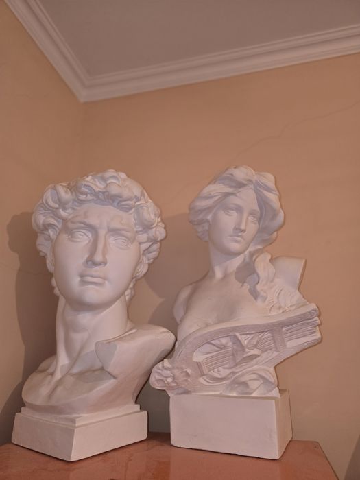 Статуя David, мүсін