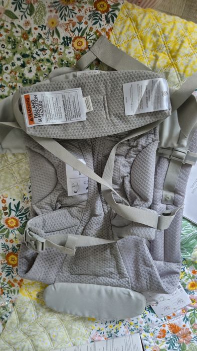 Эргорюкзак Ergobaby Omni Breeze