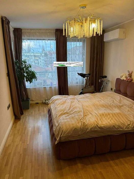 Продава се Многостаен апартамент в Пловдив, Кършияка - 320 кв.м за 2750 €/кв.м - Снимка #9